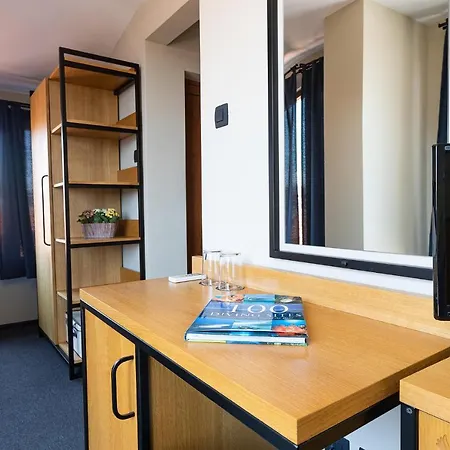 Hotel Albatros New Town Hotel 3*