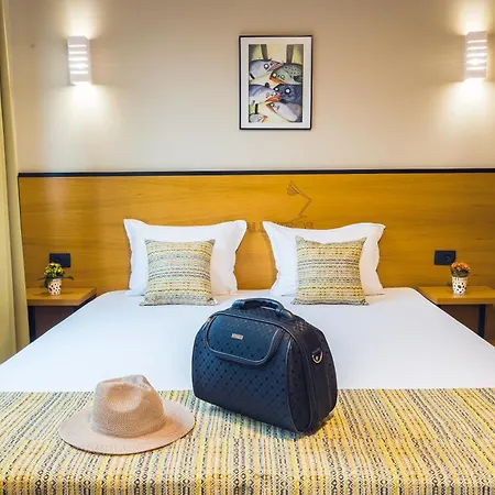 Hotel Albatros New Town 3*