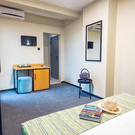 Hotel Albatros New Town Hotel