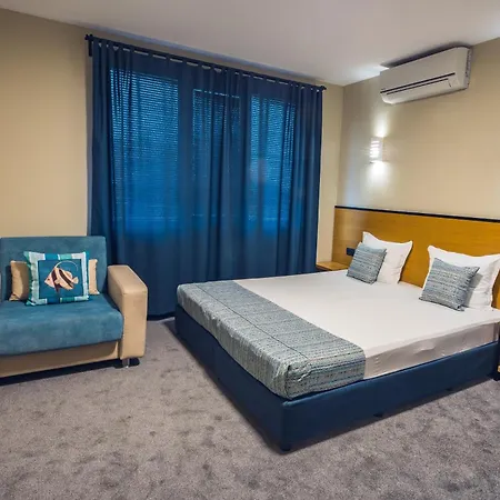 Albatros New Town 3* Sozopol
