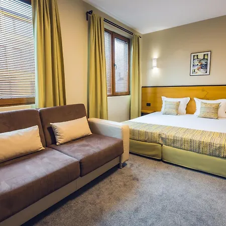 Hotel Albatros New Town 3*