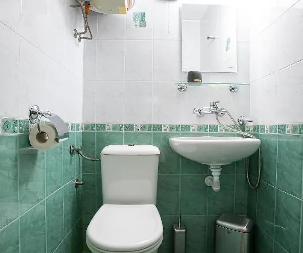 מלון Albatros New Town 3*