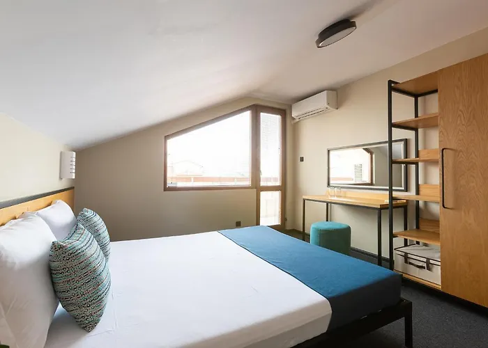 Albatros New Town 3* סוזופול