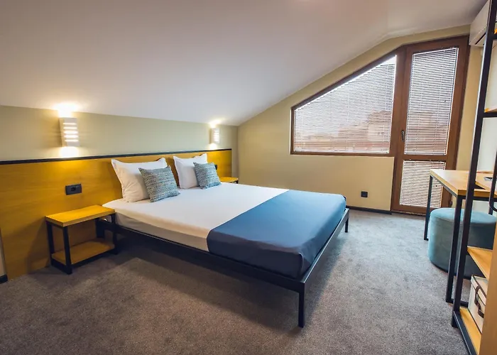 מלון Albatros New Town