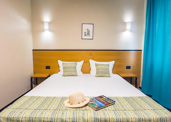 מלון Albatros New Town סוזופול