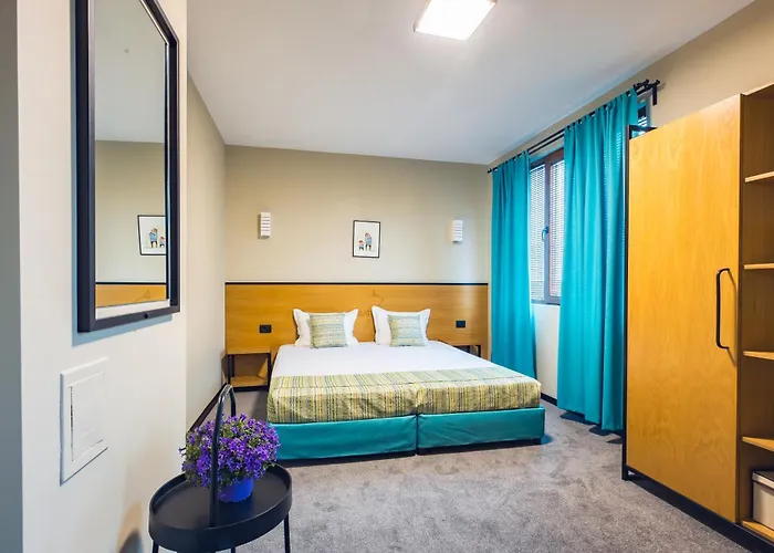 Albatros New Town סוזופול