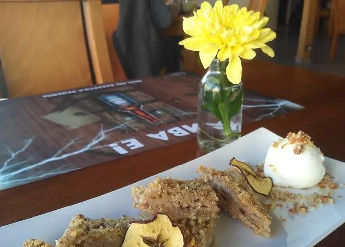 מלון Albatros New Town